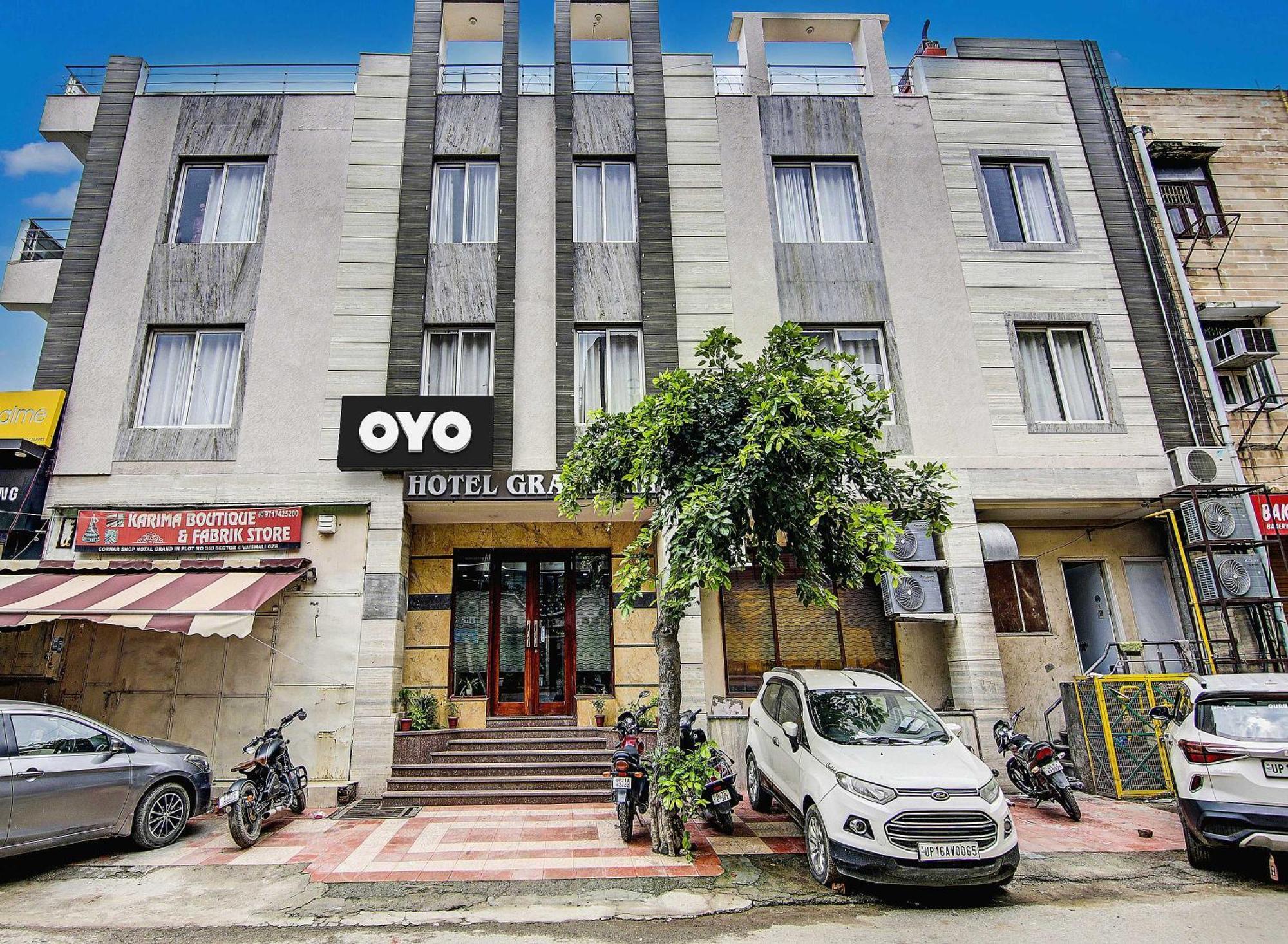 Townhouse Grand Inn Ґазіабад Екстер'єр фото